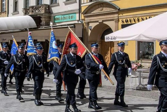 Strażacy OSP Henryków odznaczeni podczas „Dolnośląskiego Dnia Strażaka”