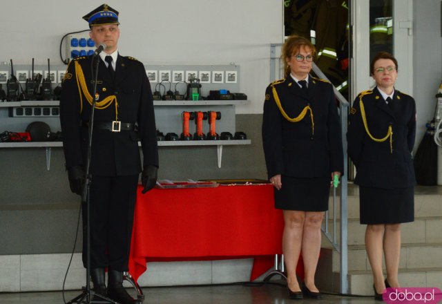 Powiatowy Dzień Strażaka. Awanse zawodowe i poświęcenie figury św. Floriana