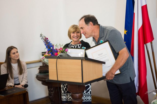 Rada Miejska przyznała tytuły Honorowych Obywateli Ziębic