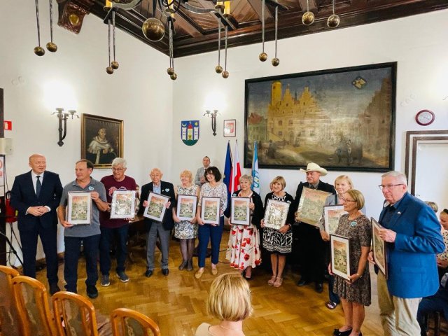 Rada Miejska przyznała tytuły Honorowych Obywateli Ziębic