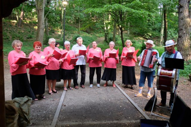 [FOTO] Noc Świętojańska, czyli powitanie lata w tradycji ludowej w Ziębicach