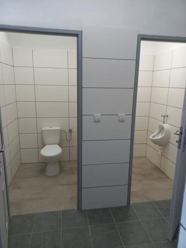 Ostatnie prace wykończeniowe w świetlicy w Niedźwiedziu 