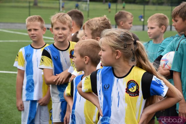 [FOTO] Nowe boisko w Ząbkowicach Śląskich oficjalnie otwarte