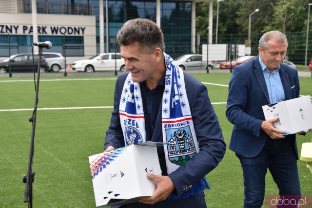 [FOTO] Nowe boisko w Ząbkowicach Śląskich oficjalnie otwarte