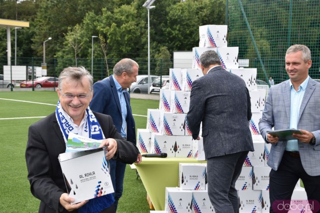 [FOTO] Nowe boisko w Ząbkowicach Śląskich oficjalnie otwarte