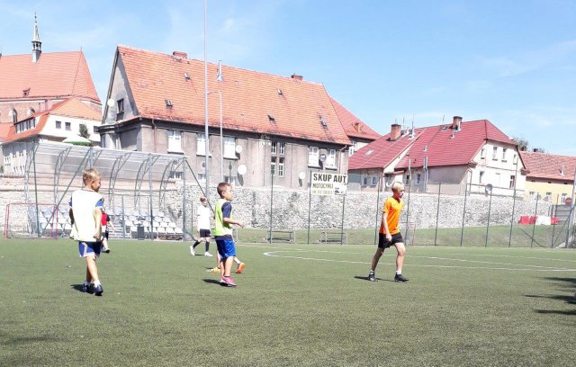 [FOTO] Tydzień z hokejem na trawie w Ziębicach za nami