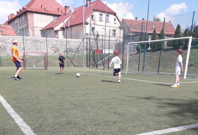 [FOTO] Tydzień z hokejem na trawie w Ziębicach za nami