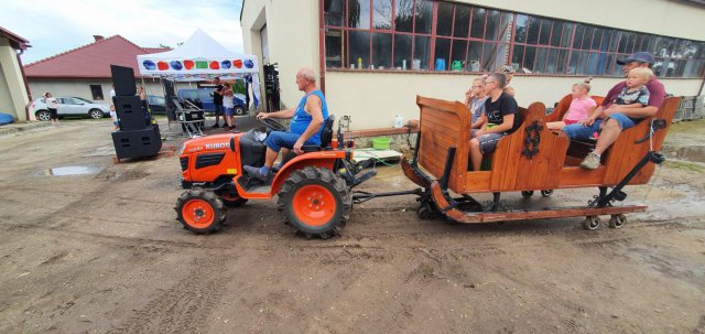 [FOTO] VI Cysterski Festyn Rodzinny w Henrykowie za nami