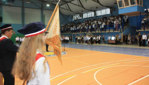 Rozpoczęto nowy rok szkolny w gminie Ząbkowice Śląskie. Jakie zmiany zaszły w placówkach w wakacje? [Foto]