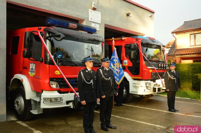 Volvo dla OSP Henryków, mercedes dla OSP Krzelków 