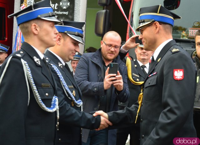 Volvo dla OSP Henryków, mercedes dla OSP Krzelków 