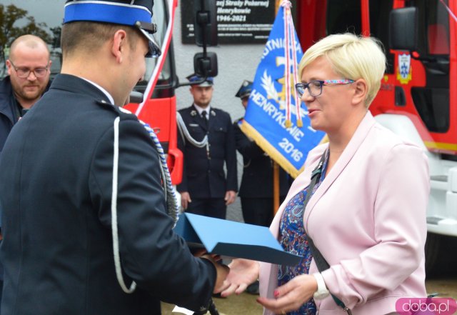 Volvo dla OSP Henryków, mercedes dla OSP Krzelków 