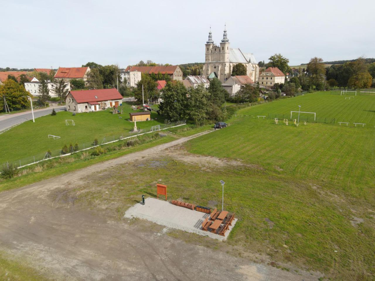 Nowe miejsca rekreacji dla turystyki rowerowej w Bobolicach, Tarnowie i Jaworku