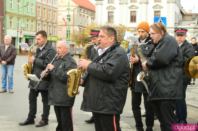 Uroczystości Święta Niepodległości pod Pomnikiem Poległym za Ojczyznę w Ząbkowicach Śląskich 