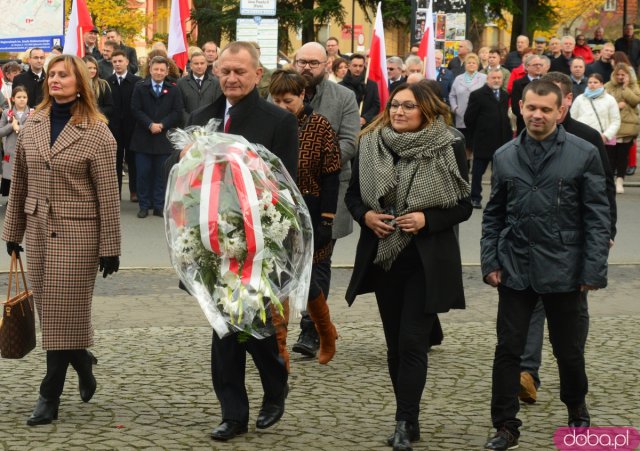 Uroczystości Święta Niepodległości pod Pomnikiem Poległym za Ojczyznę w Ząbkowicach Śląskich 