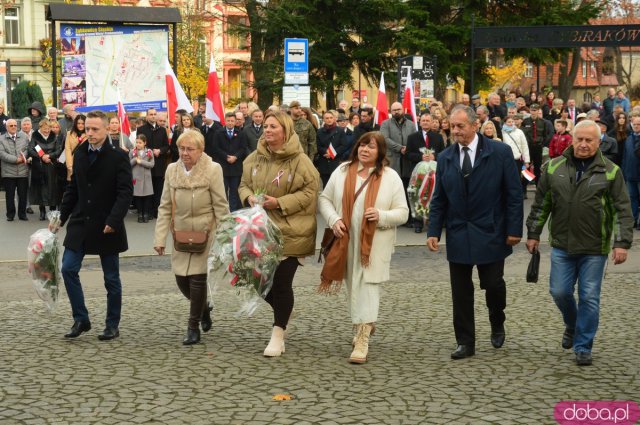 Uroczystości Święta Niepodległości pod Pomnikiem Poległym za Ojczyznę w Ząbkowicach Śląskich 