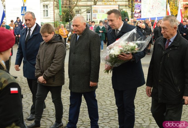Uroczystości Święta Niepodległości pod Pomnikiem Poległym za Ojczyznę w Ząbkowicach Śląskich 