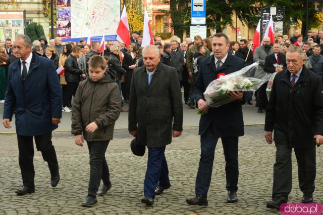 Uroczystości Święta Niepodległości pod Pomnikiem Poległym za Ojczyznę w Ząbkowicach Śląskich 