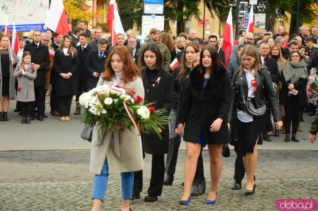 Uroczystości Święta Niepodległości pod Pomnikiem Poległym za Ojczyznę w Ząbkowicach Śląskich 