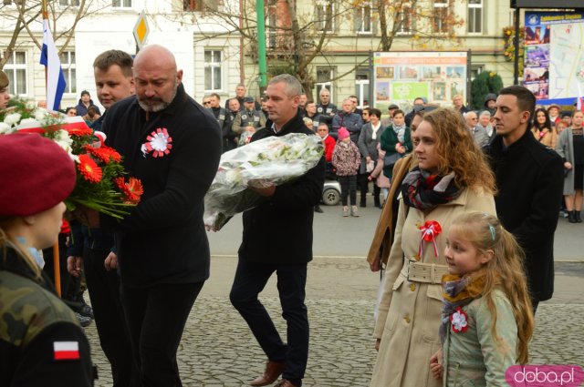 Uroczystości Święta Niepodległości pod Pomnikiem Poległym za Ojczyznę w Ząbkowicach Śląskich 