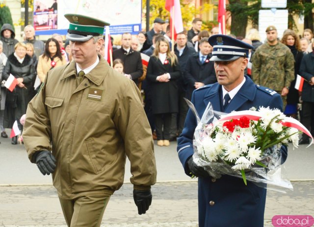 Uroczystości Święta Niepodległości pod Pomnikiem Poległym za Ojczyznę w Ząbkowicach Śląskich 