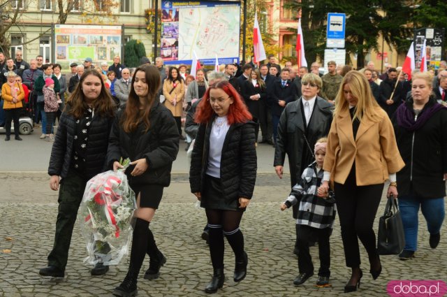 Uroczystości Święta Niepodległości pod Pomnikiem Poległym za Ojczyznę w Ząbkowicach Śląskich 