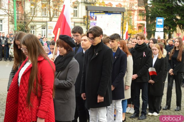 Uroczystości Święta Niepodległości pod Pomnikiem Poległym za Ojczyznę w Ząbkowicach Śląskich 