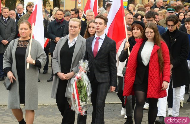 Uroczystości Święta Niepodległości pod Pomnikiem Poległym za Ojczyznę w Ząbkowicach Śląskich 