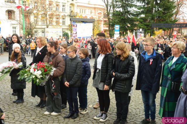 Uroczystości Święta Niepodległości pod Pomnikiem Poległym za Ojczyznę w Ząbkowicach Śląskich 