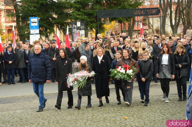 Uroczystości Święta Niepodległości pod Pomnikiem Poległym za Ojczyznę w Ząbkowicach Śląskich 