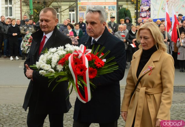 Uroczystości Święta Niepodległości pod Pomnikiem Poległym za Ojczyznę w Ząbkowicach Śląskich 