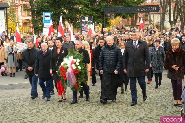 Uroczystości Święta Niepodległości pod Pomnikiem Poległym za Ojczyznę w Ząbkowicach Śląskich 