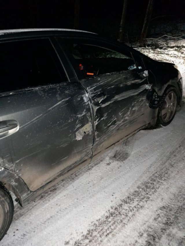 Zderzenie volkswagena i toyoty na dk8 w Dębowinie