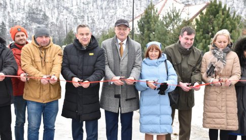 Otwarcie ulicy Chabrowej i drogi gminnej w Opolnicy