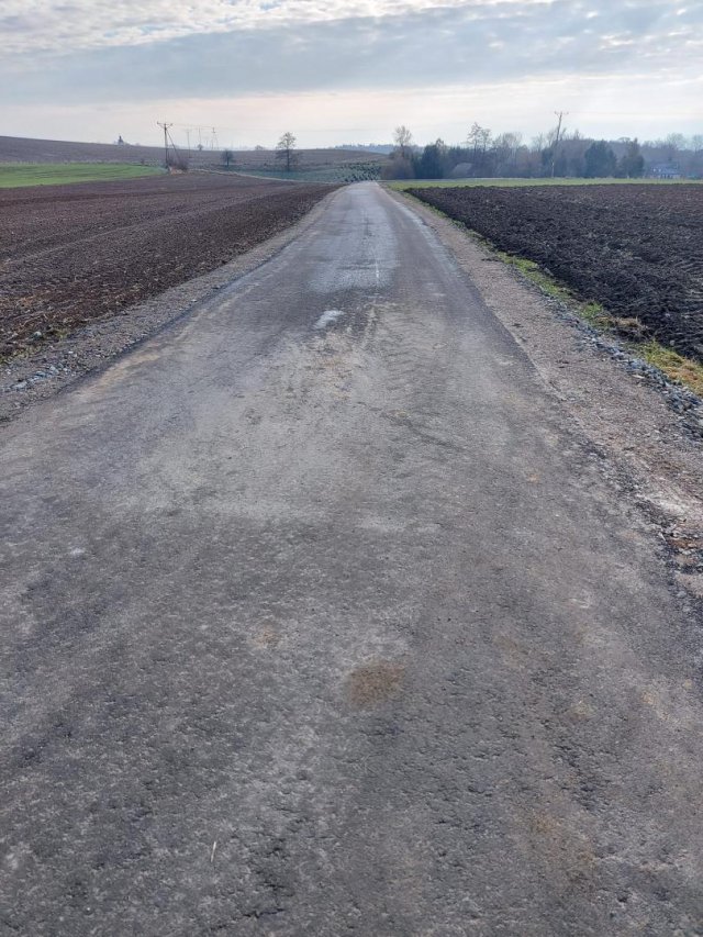 Drogi w gminie Stoszowice wyremontowane. Znacznie ułatwi to dojazd mieszkańcom [Foto]