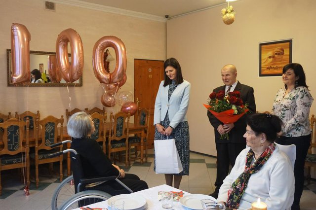 Pani Maria ze Złotego Stoku obchodziła setne urodziny [Foto]