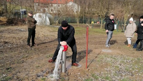 Zakończono rozbudowę sieci wodociągowej w Laskach