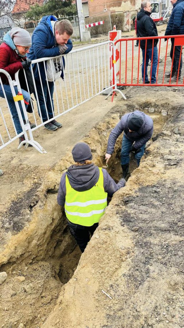 Podczas przebudowy Wojska Polskiego w Ziębicach natrafiono średniowieczną budowlę