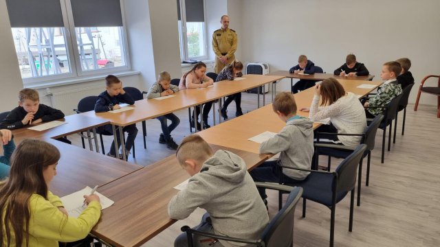 Młodzież zapobiega pożarom - etap powiatowy konkursu wiedzy pożarniczej