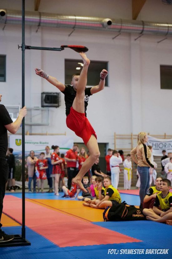 Srebrna Góra: Trenują kickboxing od pół roku, już mają pierwsze sukcesy!