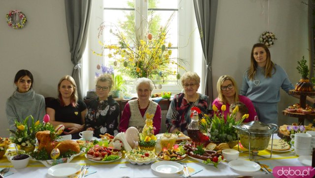 Tradycyjne Stoły Wielkanocne, Palmy i Pisanki zaprezentowano w Stoszowicach