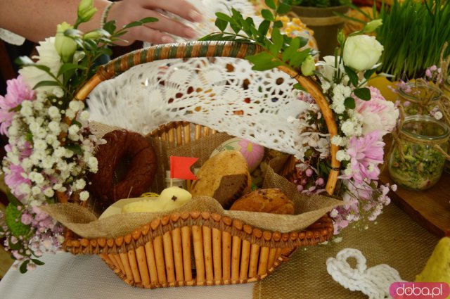 Tradycyjne Stoły Wielkanocne, Palmy i Pisanki zaprezentowano w Stoszowicach