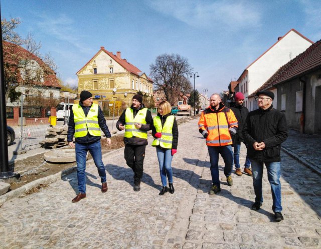 Coraz bliżej końca prac przy drodze wojewódzkiej w Henrykowie