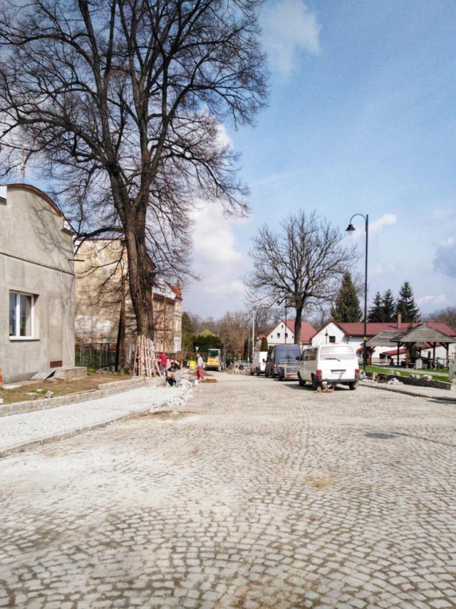 Coraz bliżej końca prac przy drodze wojewódzkiej w Henrykowie