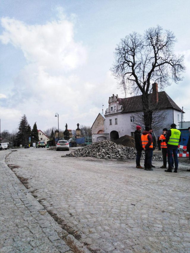 Coraz bliżej końca prac przy drodze wojewódzkiej w Henrykowie