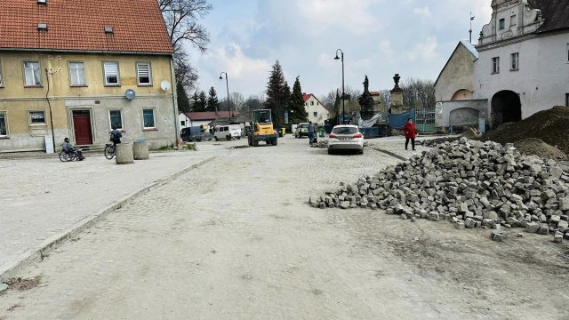 Coraz bliżej końca prac przy drodze wojewódzkiej w Henrykowie