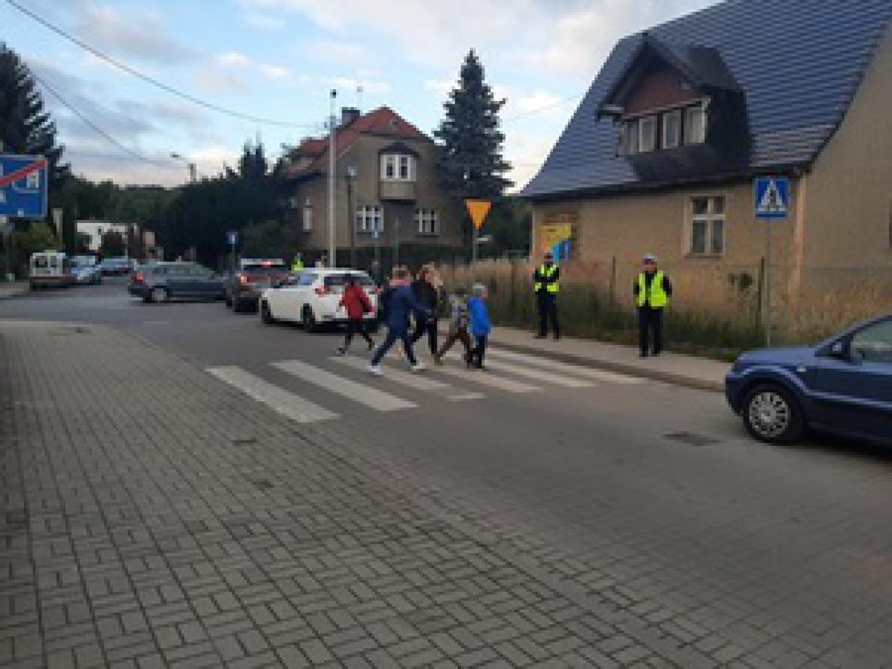 Pieszy kontra pojazd policyjna akcja na drogach powiatu ząbkowickiego