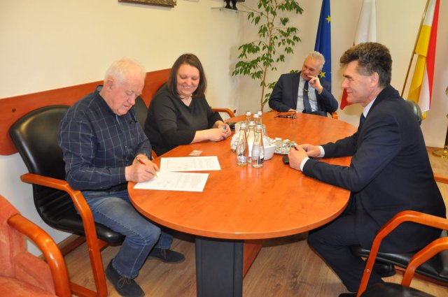 Umowy z organizacjami pozarządowymi podpisane