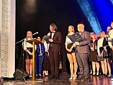 Maturzyści kończą rok szkolny