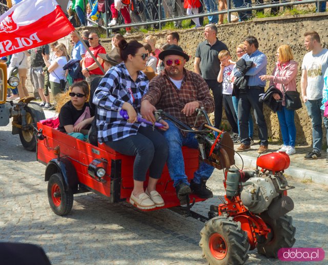 Pochód pierwszomajowy w Srebrnej Górze